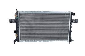 РАДИАТОР 2.0-2.2 ДИЗЕЛ (600×370) (NRF)