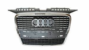 РЕШЕТКА ПРЕДНА С ОСНОВА ЗА РЕГИСТРАЦИОНЕН НОМЕР (И ЗА SPORTBACK) СЛЕД 2005