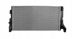 РАДИАТОР 1.5 (216i-218i) БЕНЗИН С АВТОМАТИЧНИ СКОРОСТИ (680x350x26)