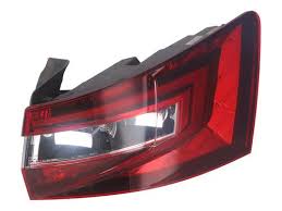 СТОП ВЪНШЕН КОМБИ FULL LED (ЗАТЪМНЕН) (HELLA) ДЕСЕН